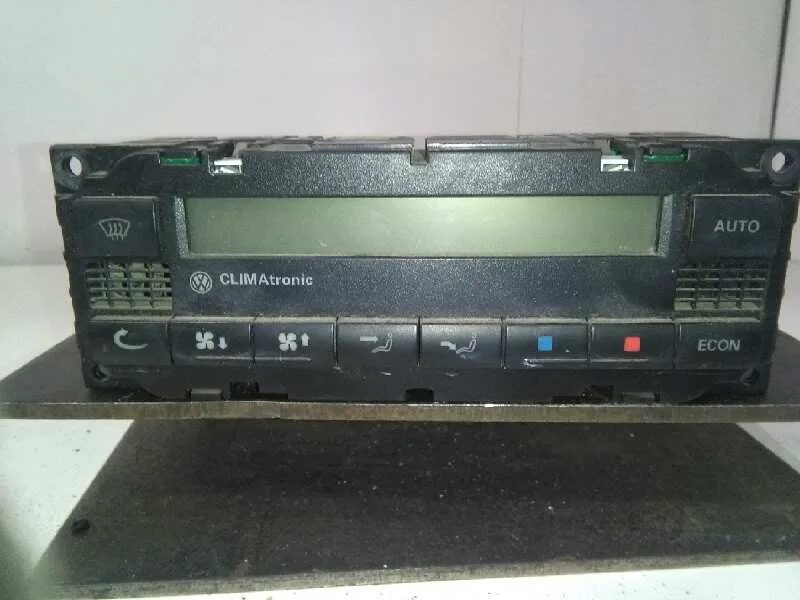 Mando Climatizador para Volkswagen Passat Berlina (3B2)