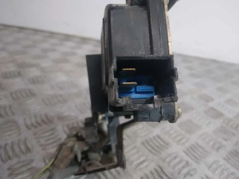 Cerradura Puerta Delantera Derecha para Hyundai Accent (Lc)