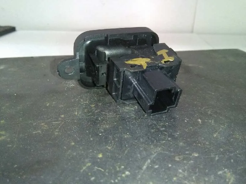 Mando Elevalunas Trasero Izquierdo para Volvo S40 Berlina