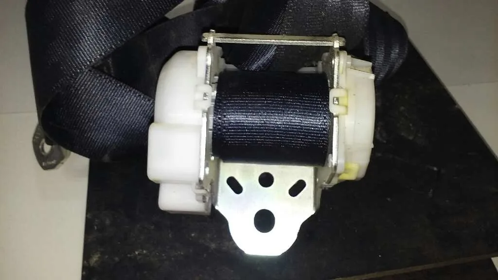 Cinturon Seguridad Trasero Derecho para Toyota Corolla Verso (R1)