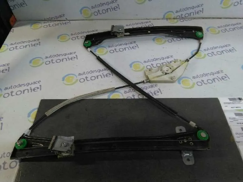 Elevalunas Delantero Derecho para Volkswagen Golf V Berlina (1K1)