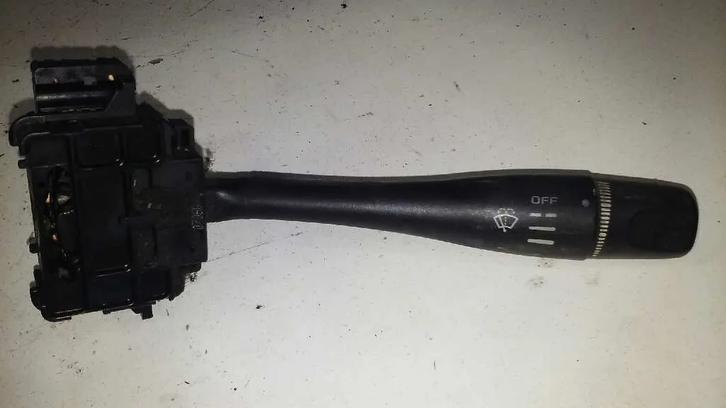 Mando Limpia para Nissan Almera (N16/E)