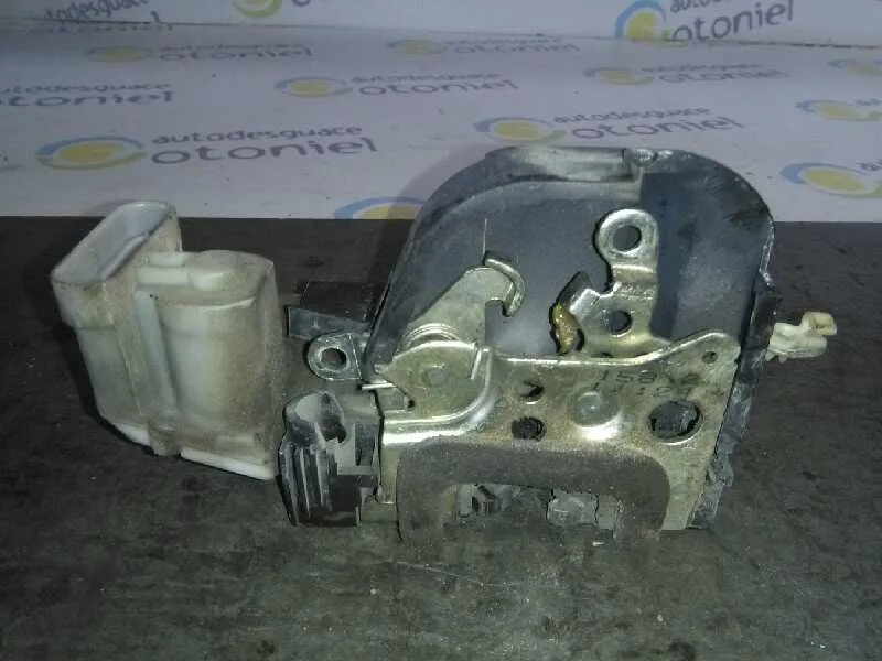 Cerradura Puerta Delantera Derecha para Fiat Punto Berlina (188)