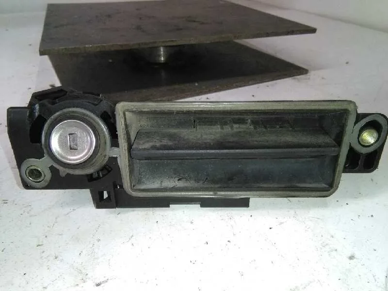 Maneta Exterior Porton para Mercedes-Benz Clase C (W203) Berlina