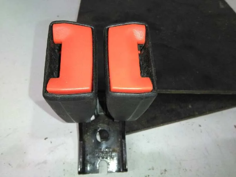 Enganche Cinturon para Ford Fiesta (Ccn)