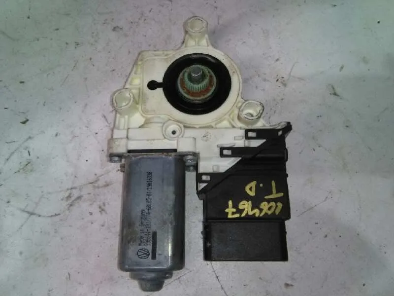 Motor Elevalunas Trasero Derecho para Volkswagen Touran (1T1)