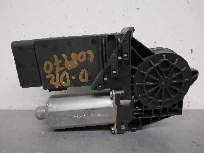 Motor Elevalunas Delantero Derecho para Volkswagen Passat Berlina (3B2)