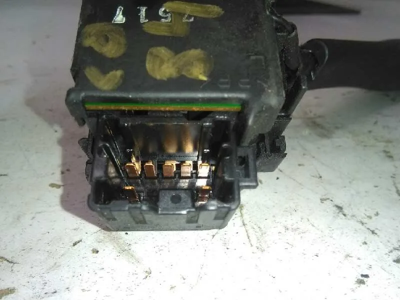 Mando Limpia para Nissan Almera (N16/E)