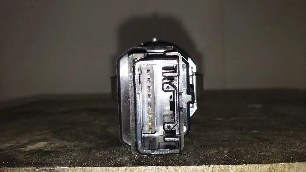 Interruptor para Toyota Corolla Verso (R1)