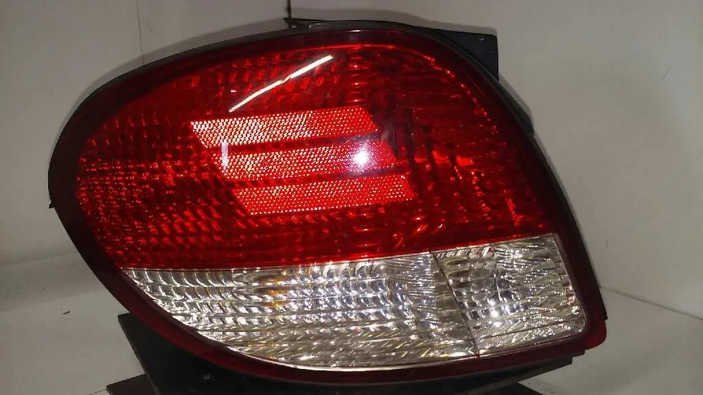 Piloto Trasero Izquierdo para Hyundai Coupe (Rd)