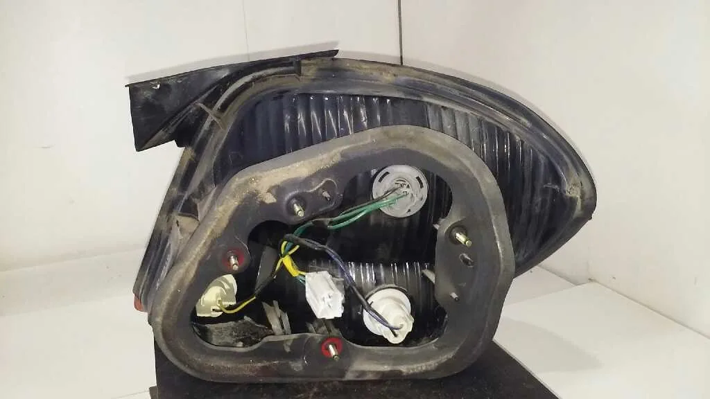 Piloto Trasero Izquierdo para Hyundai Coupe (Rd)