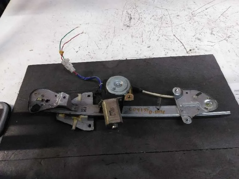 Elevalunas Delantero Derecho para Mazda Mx-3 (Ec)