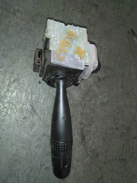 Mando Limpia para Toyota Corolla (E12)