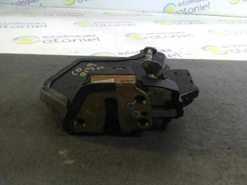 Cerradura Puerta Trasera Derecha para Toyota Corolla (E12)