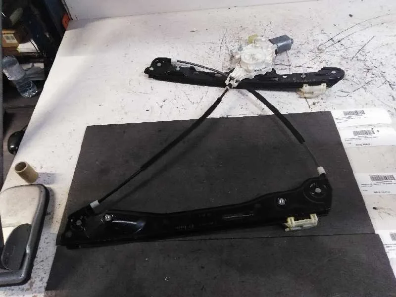 Elevalunas Delantero Izquierdo para Bmw Serie 1 Berlina (E81/E87)