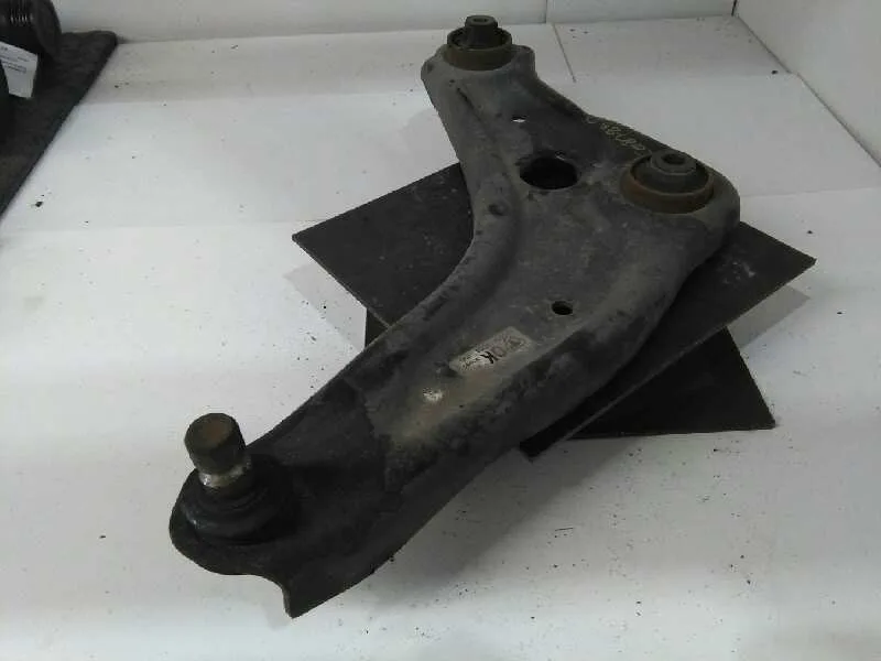 Brazo Suspension Inferior Delantero Derecho para Nissan Qashqai (J11)