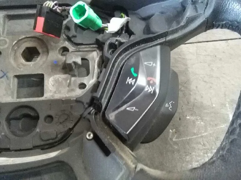 Volante para Ford C-Max