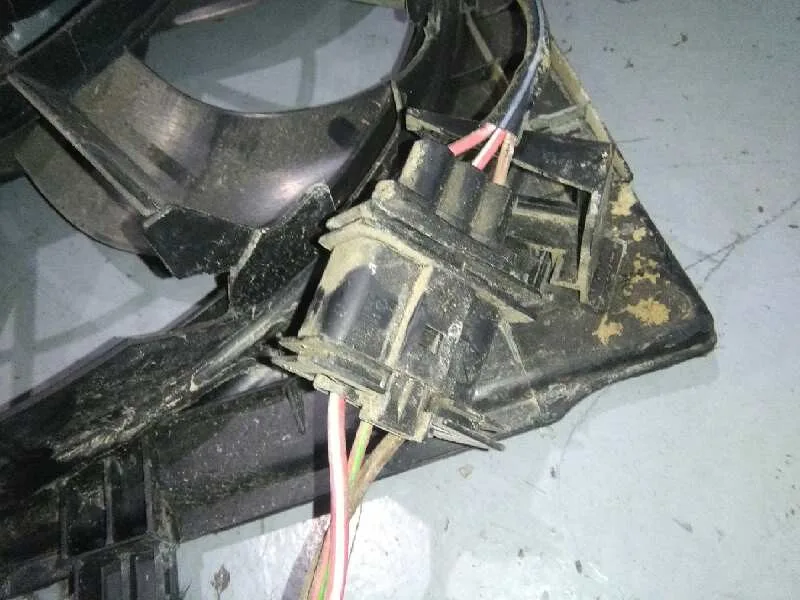 Electroventilador para Seat Ibiza (6J5)