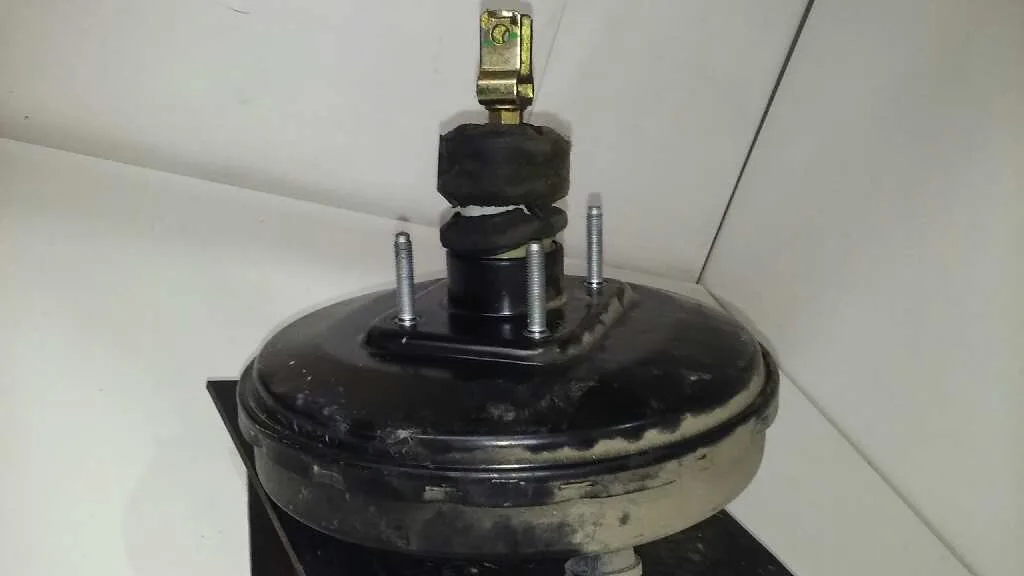 Servofreno para Toyota Yaris (Ncp1/Nlp1/Scp1)