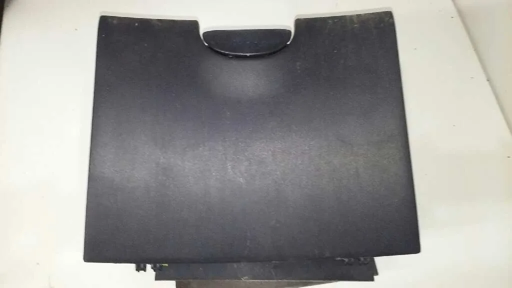 Guantera para Toyota Yaris (Ncp1/Nlp1/Scp1)