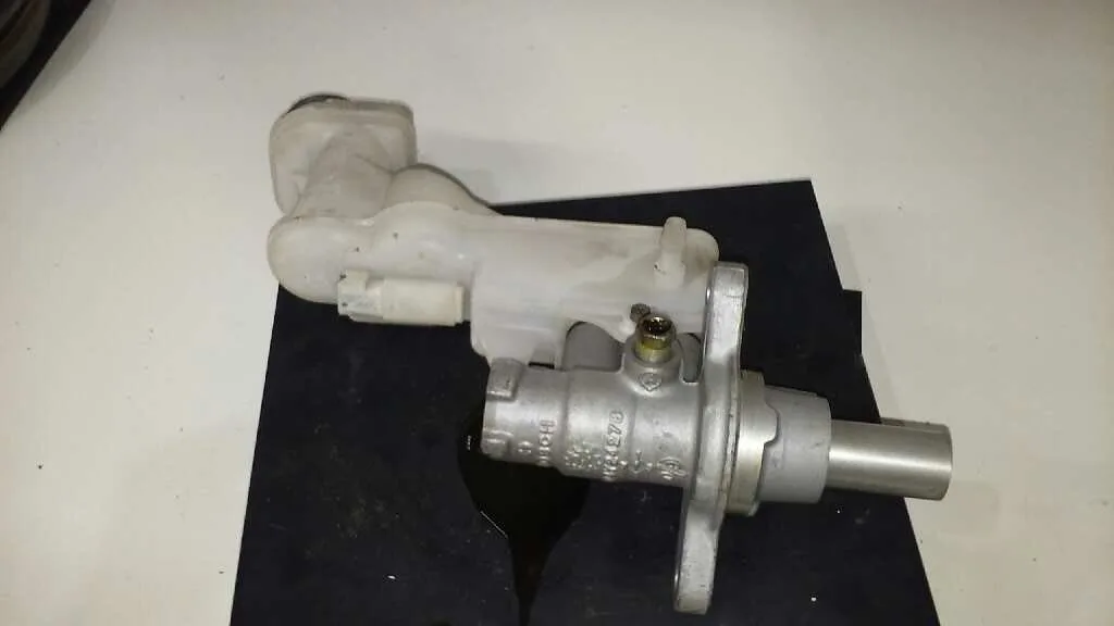 Bomba Freno para Nissan Qashqai (J10)