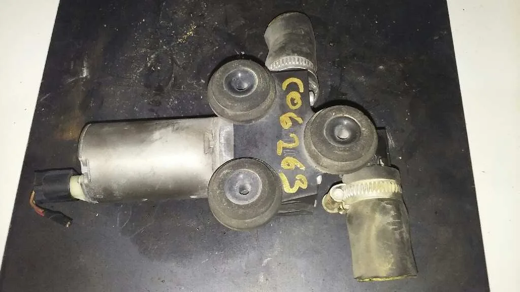 Valvula Intercambio De Calefaccion para Bmw Serie 1 Berlina (E81/E87)