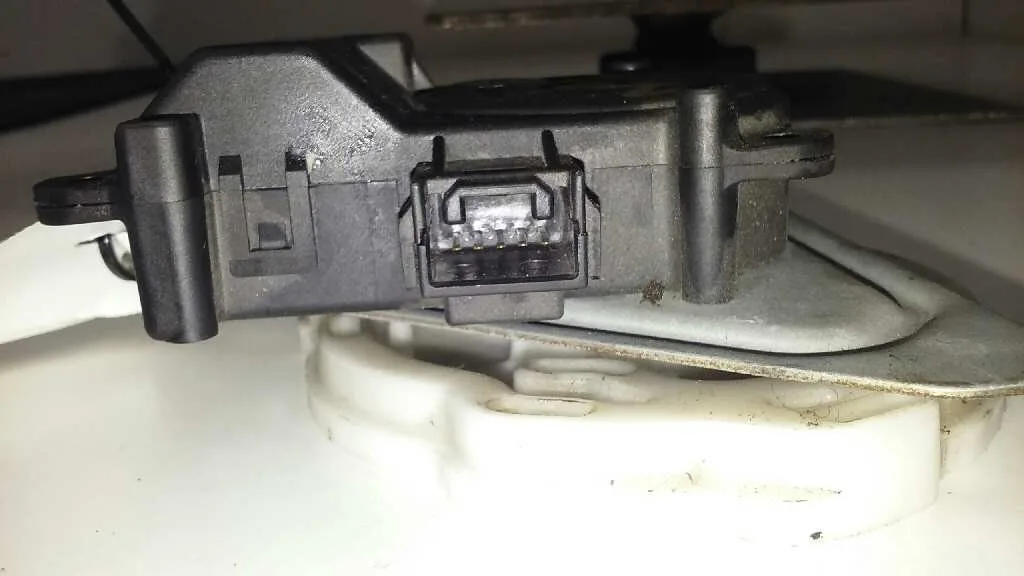 Motor Electrico para Toyota Avensis Berlina (T25)