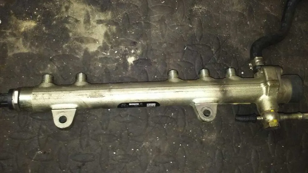 Rampa Inyectora para Opel Combo (Corsa B)