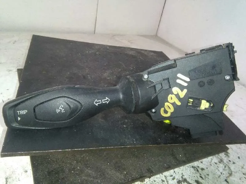 Mando Intermitentes para Ford Fiesta (Cb1)
