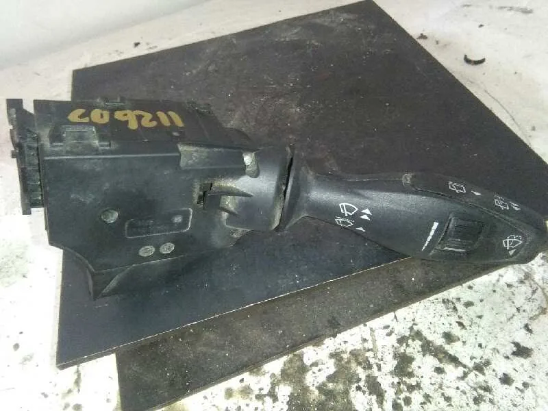 Mando Limpia para Ford Fiesta (Cb1)