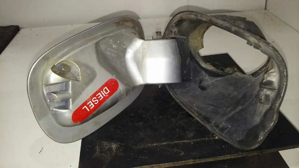 Tapa Exterior Combustible para Citroën Xsara Berlina