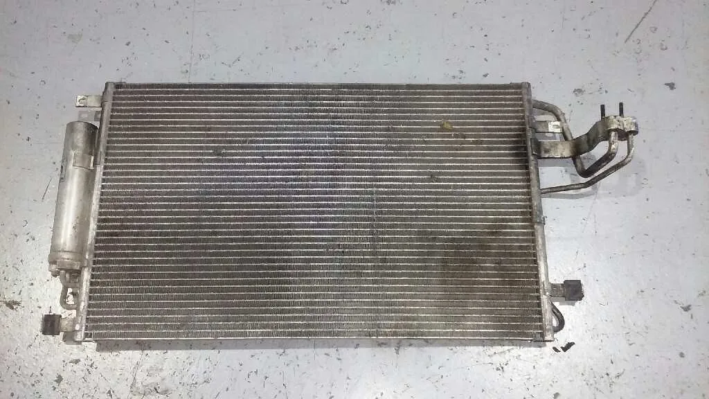 Condensador / Radiador Aire Acondicionado para Hyundai Tucson (Jm)