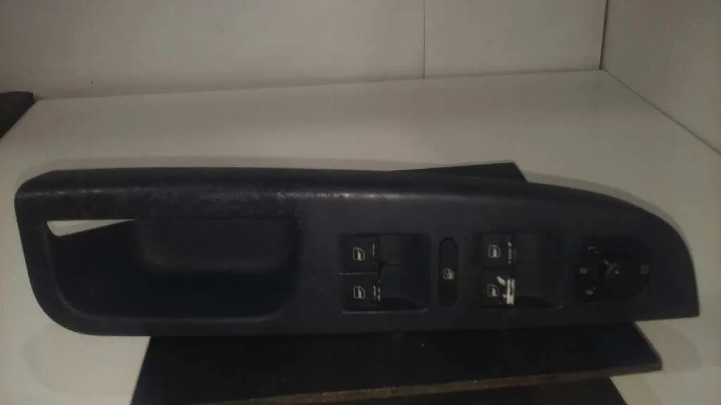 Mando Elevalunas Delantero Derecho para Volkswagen Golf V Berlina (1K1)