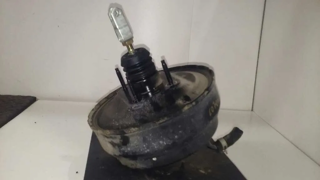 Servofreno para Nissan Primera Berlina (P11)