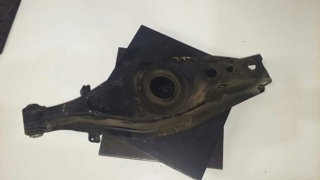 Brazo Suspension Inferior Trasero Derecho para Mercedes-Benz Clase C (W203) Berlina