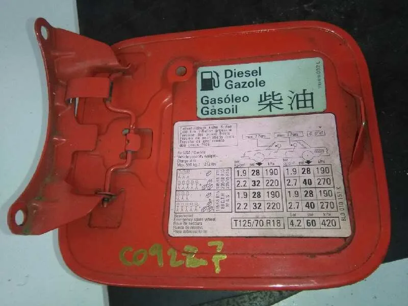 Tapa Exterior Combustible para Audi A3 (8L)