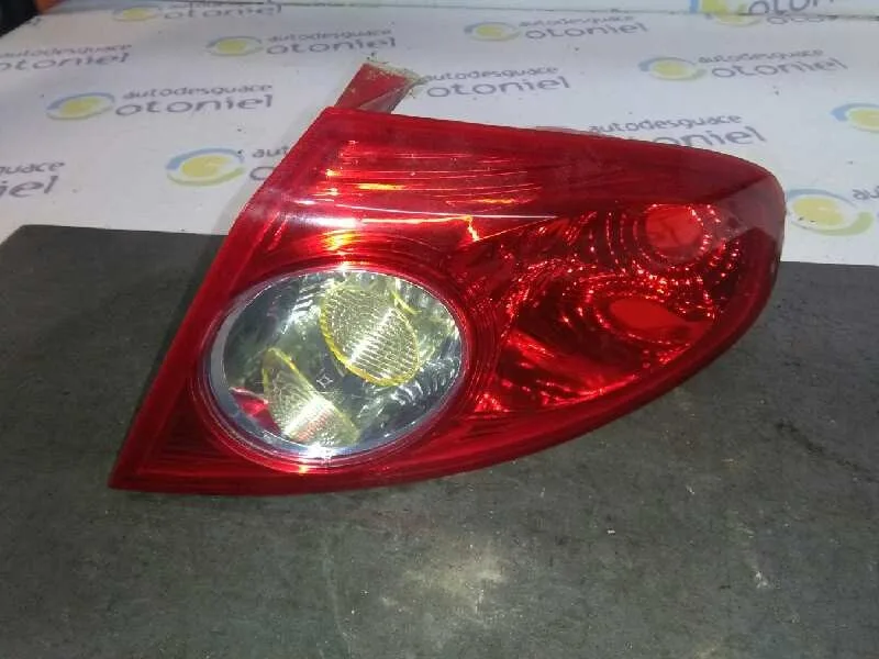 Piloto Trasero Derecho para Chevrolet Lacetti