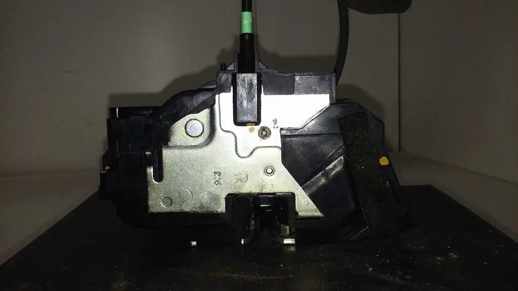 Cerradura Puerta Delantera Derecha para Nissan Juke (F15)
