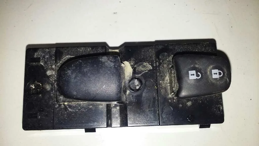 Mando Elevalunas Delantero Derecho para Nissan Juke (F15)