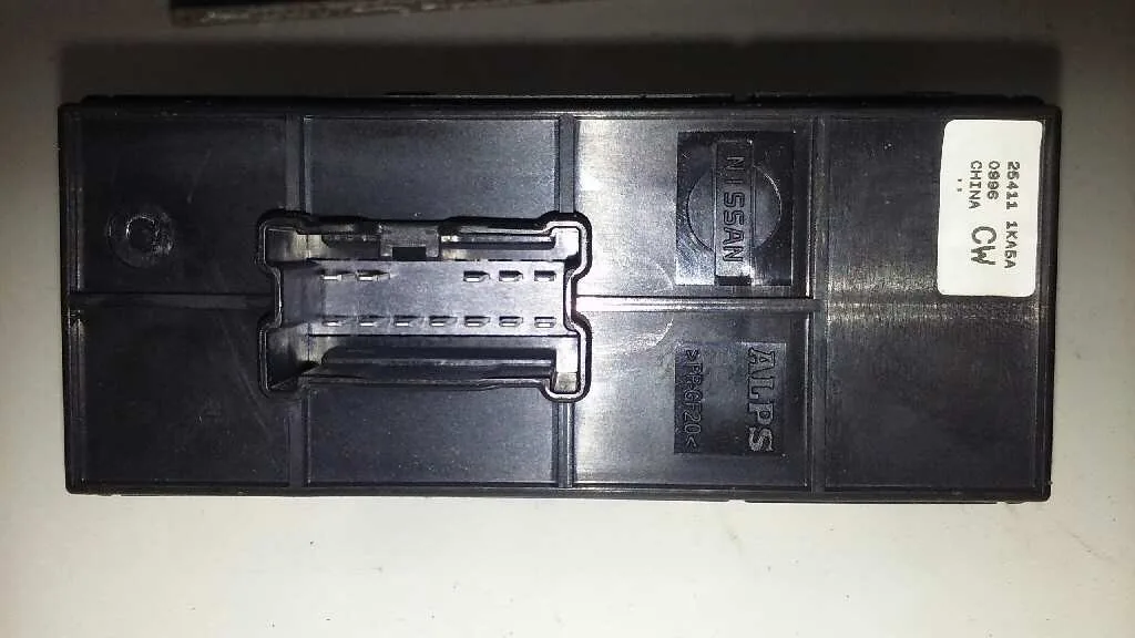 Mando Elevalunas Delantero Derecho para Nissan Juke (F15)