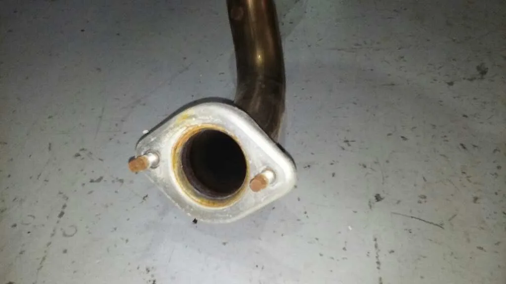 Tubo Escape Central para Nissan Juke (F15)