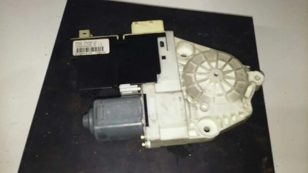 Motor Elevalunas Delantero Derecho para Citroën C4 Berlina