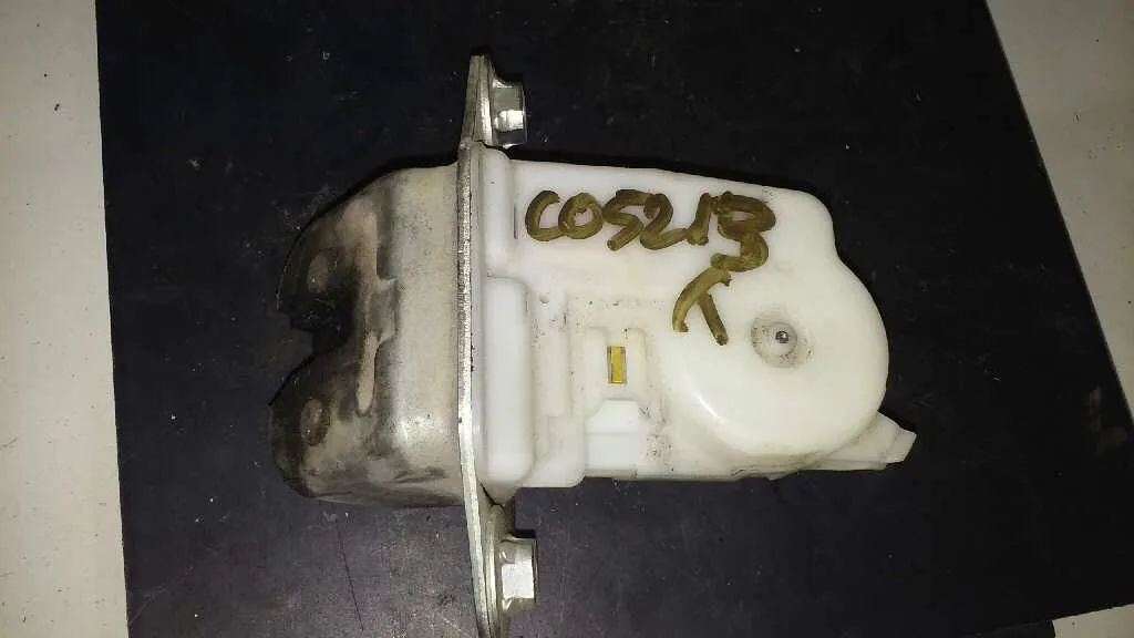 Cerradura Maletero / Porton para Subaru Impreza G12