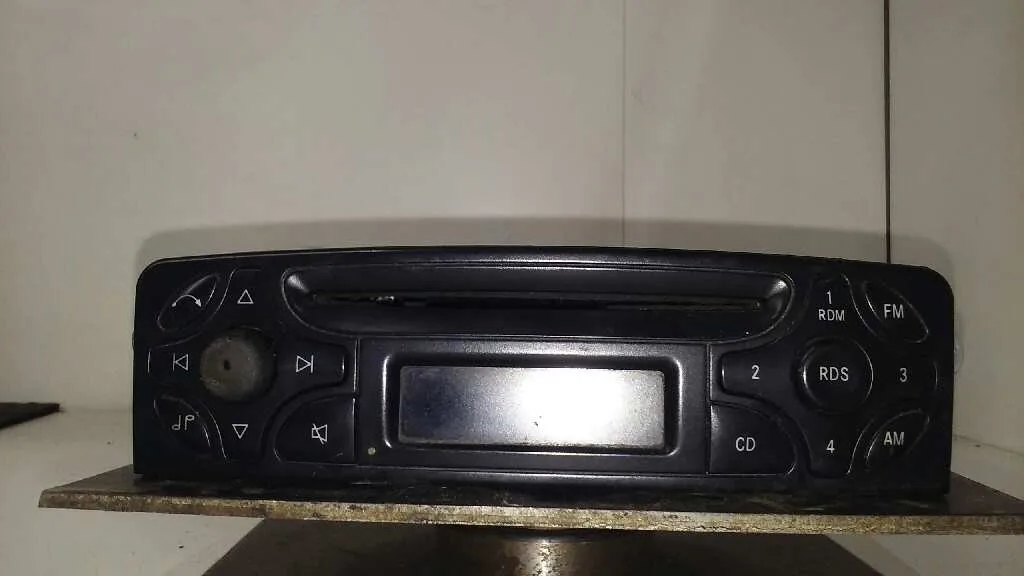 Sistema Audio / Radio Cd para Mercedes-Benz Clase C (W203) Berlina