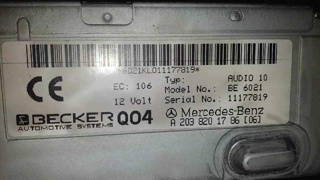 Sistema Audio / Radio Cd para Mercedes-Benz Clase C (W203) Berlina