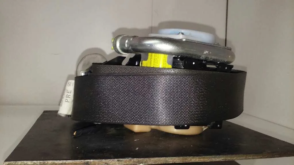 Pretensor Airbag Izquierdo para Mazda 6 Berlina (Gg)
