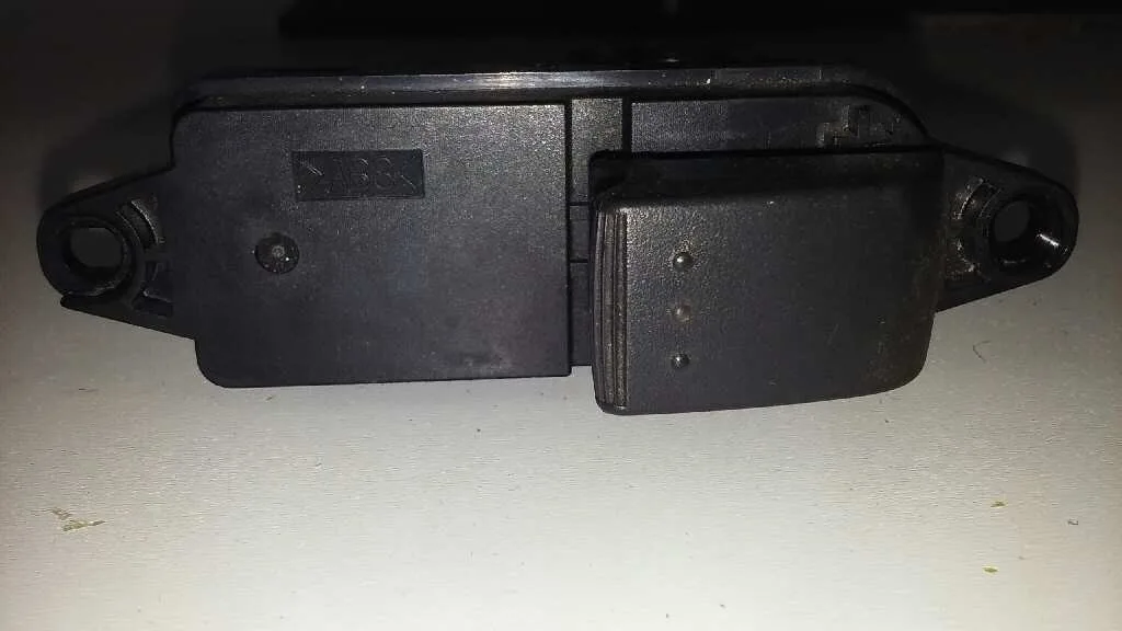 Mando Elevalunas Delantero Derecho para Mazda 6 Berlina (Gg)