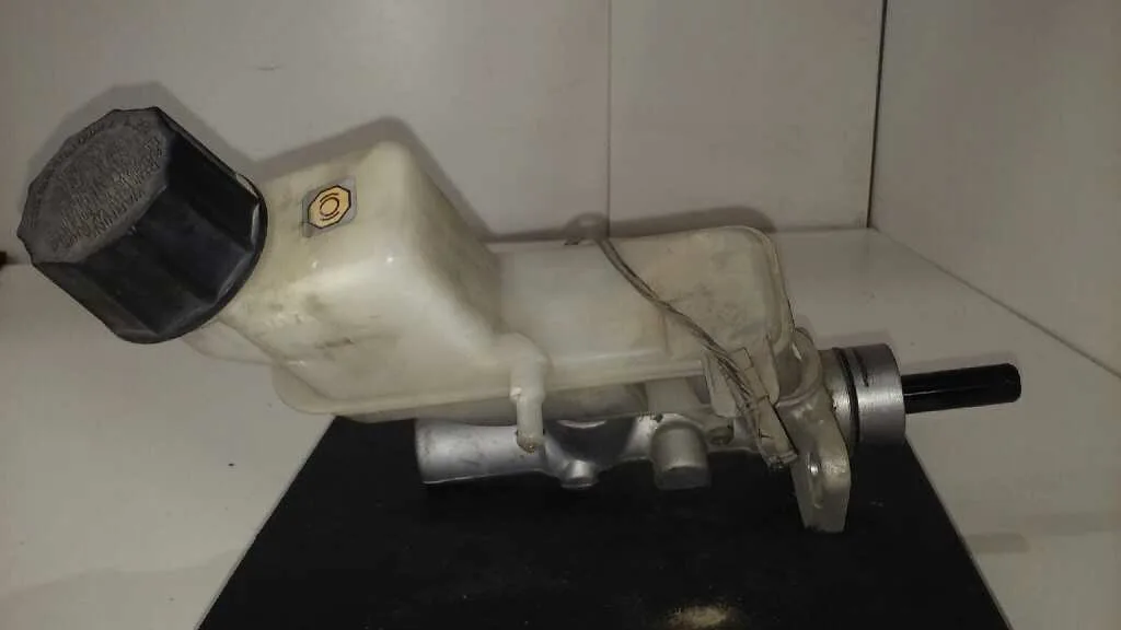 Bomba Freno para Mazda 6 Berlina (Gg)