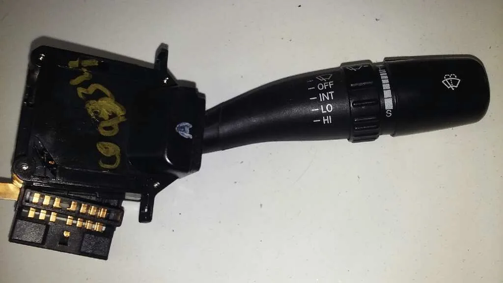 Mando Limpia para Hyundai Accent (Lc)