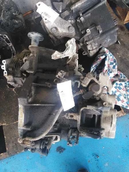 Caja Cambios para Nissan X-Trail (T30)